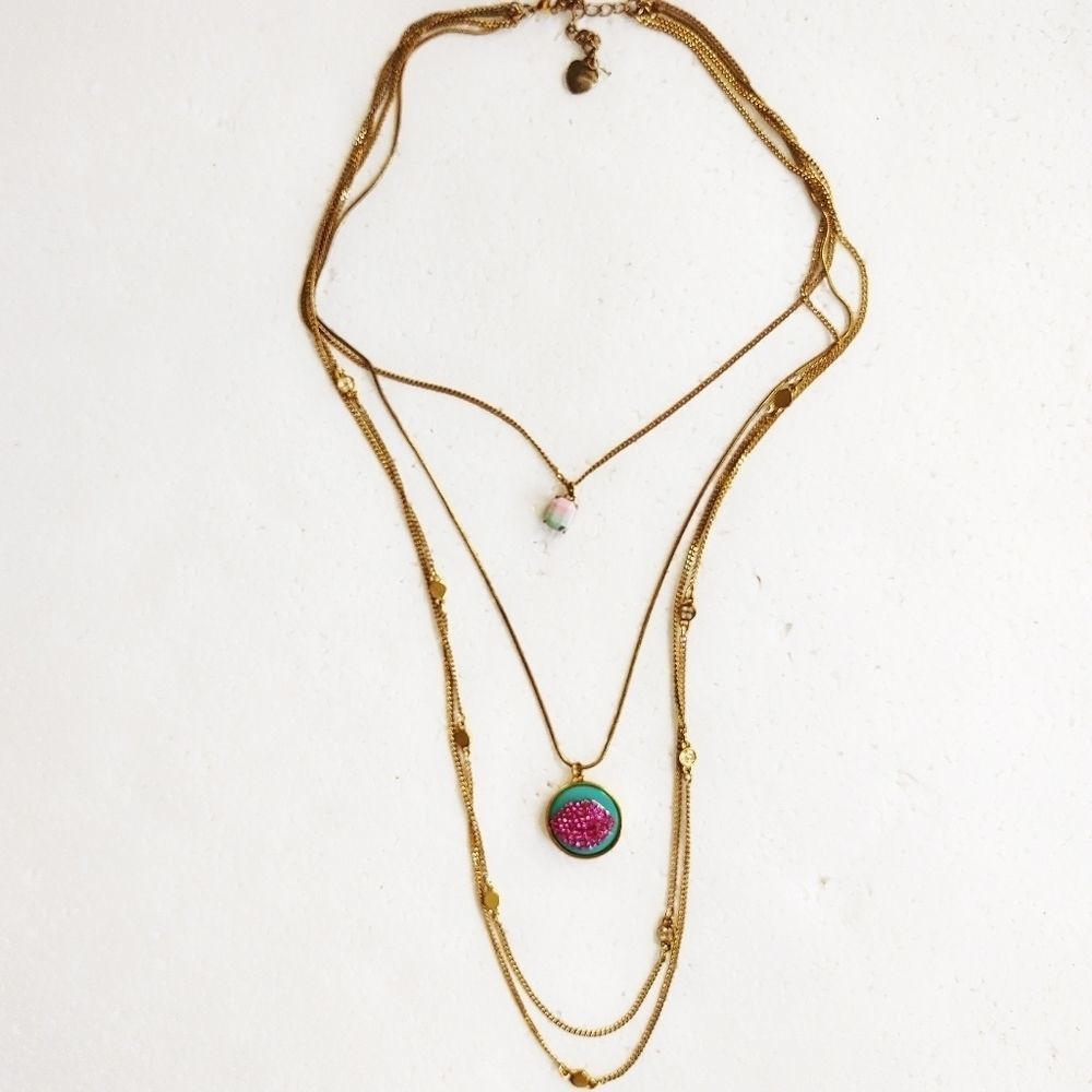 Betsey Johnson Gold Multi Strands Necklace w Ruby Lips On Turquoise - Picture 1 of 3